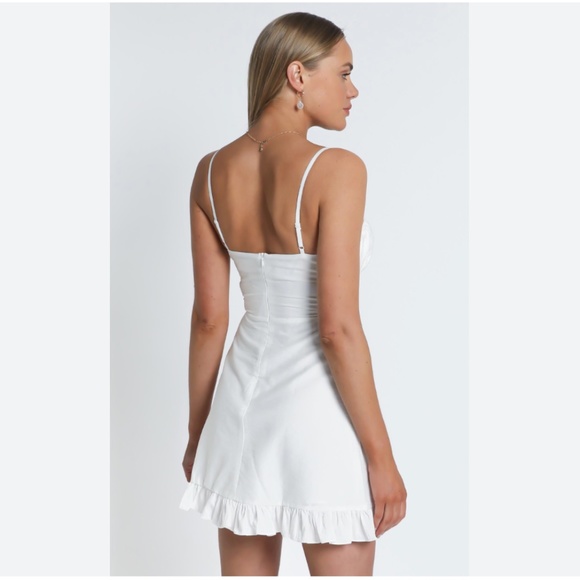 Showpo. Melting Hearts Dress In White - Picture 3 of 6